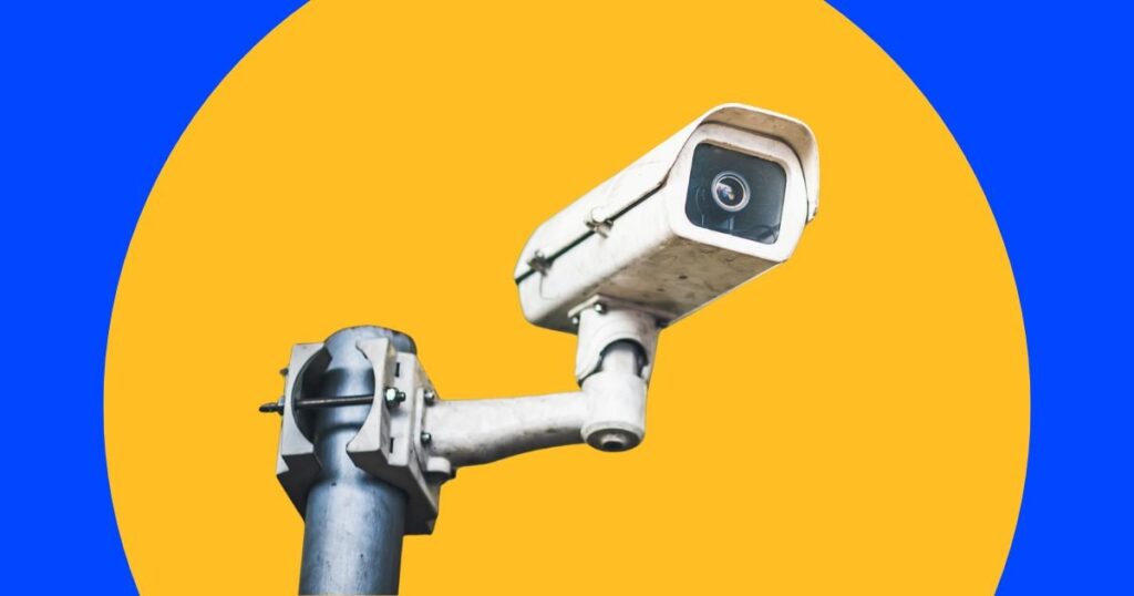6 LLM Tracking Tools to Monitor AI Mentions (+Why It's Crucial!)