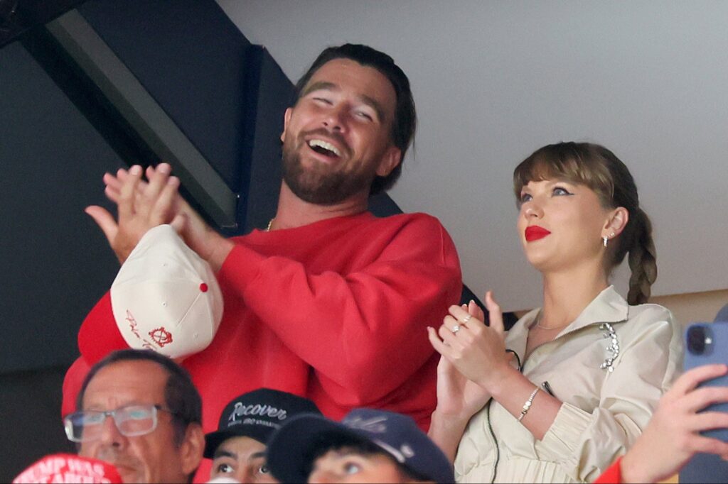 Taylor Swift and Travis Kelce Are Engaged: Photos