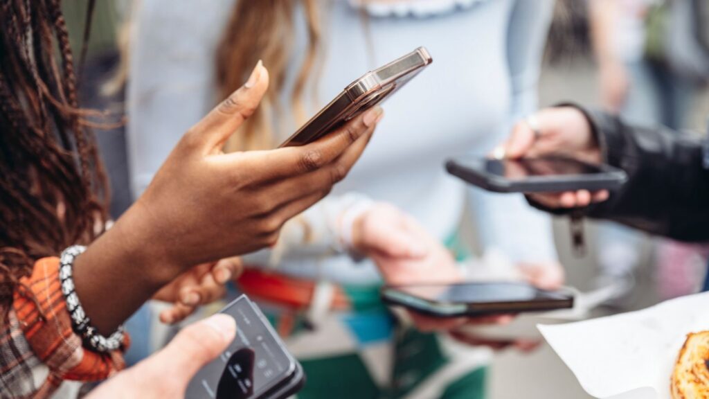 TikTok slang terms like “skibidi”, “tradwife”, and “delulu” have officially entered the Cambridge Dictionary