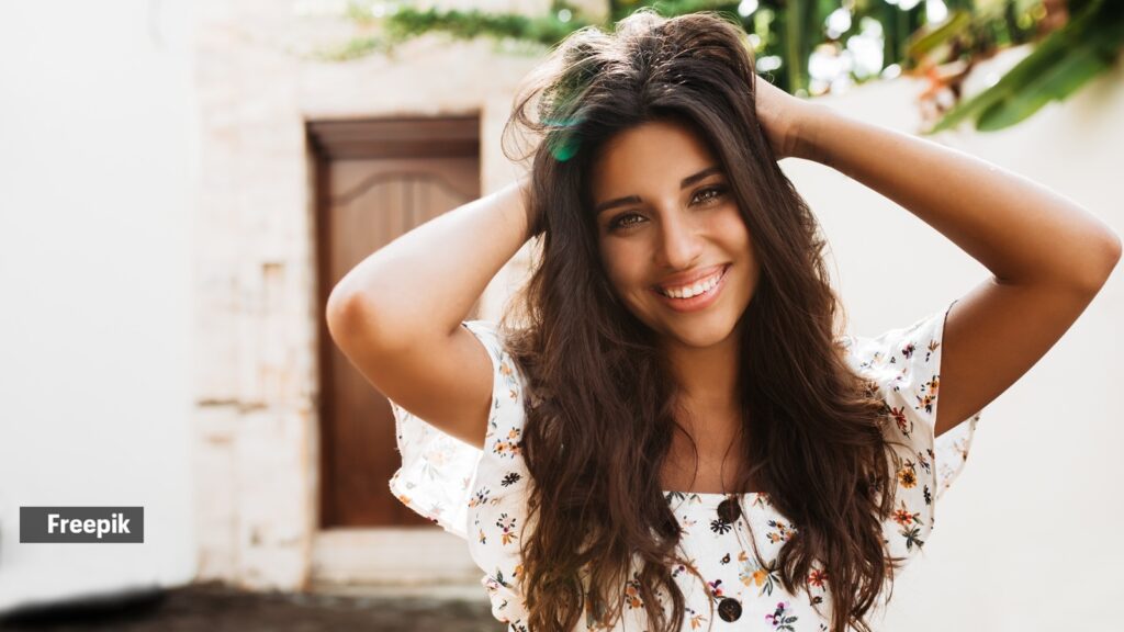 wavy hair