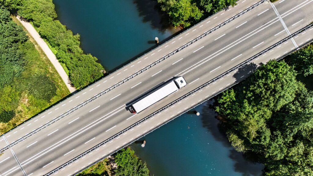 Dutch zero-emission zones spark rapid uptake of electric vans and trucks